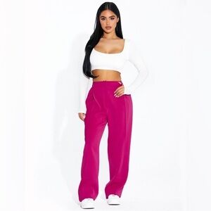 NWOT Naked Wardrobe Fuchsia Pants